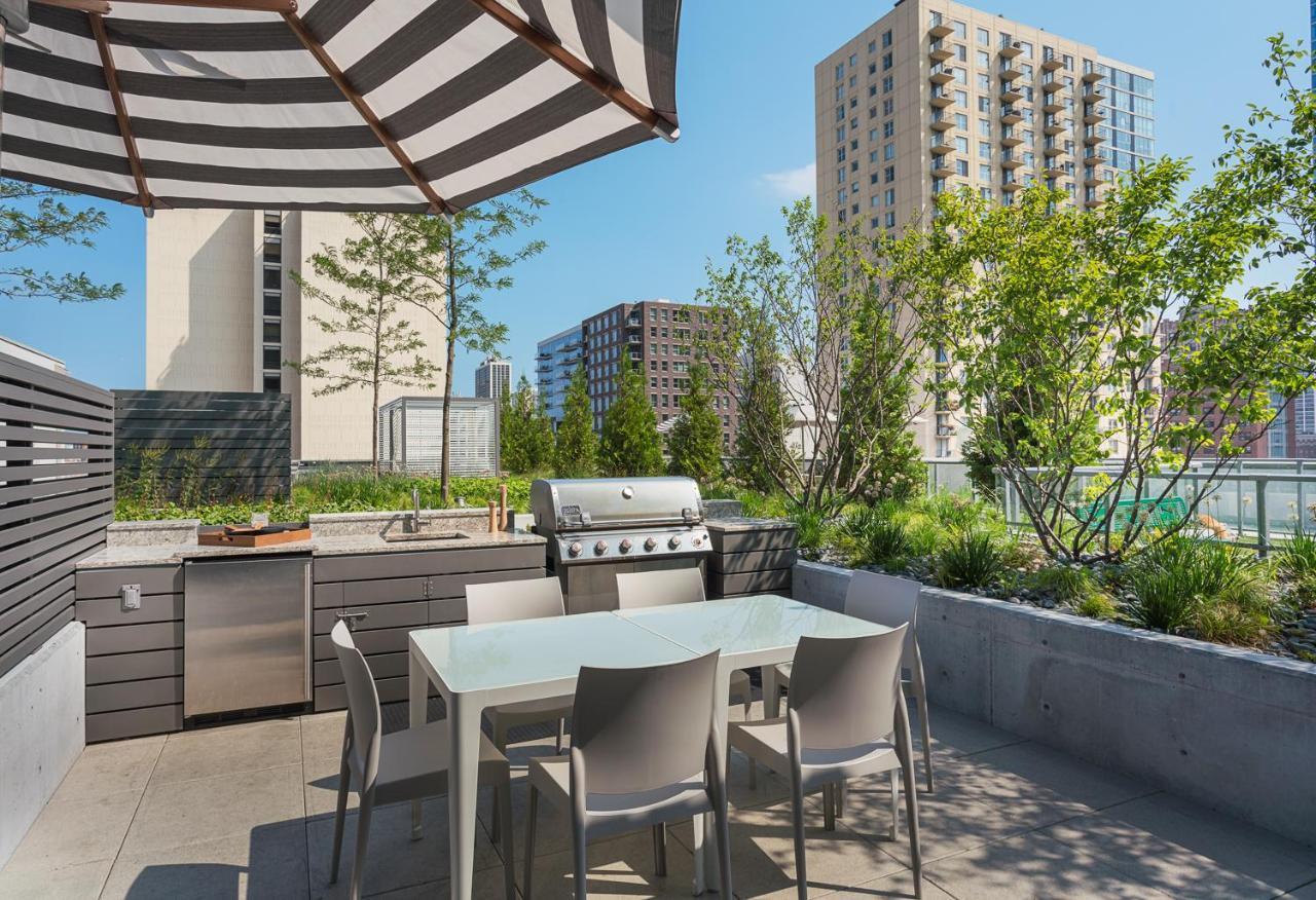 Level Chicago - Old Town Hotel ภายนอก รูปภาพ